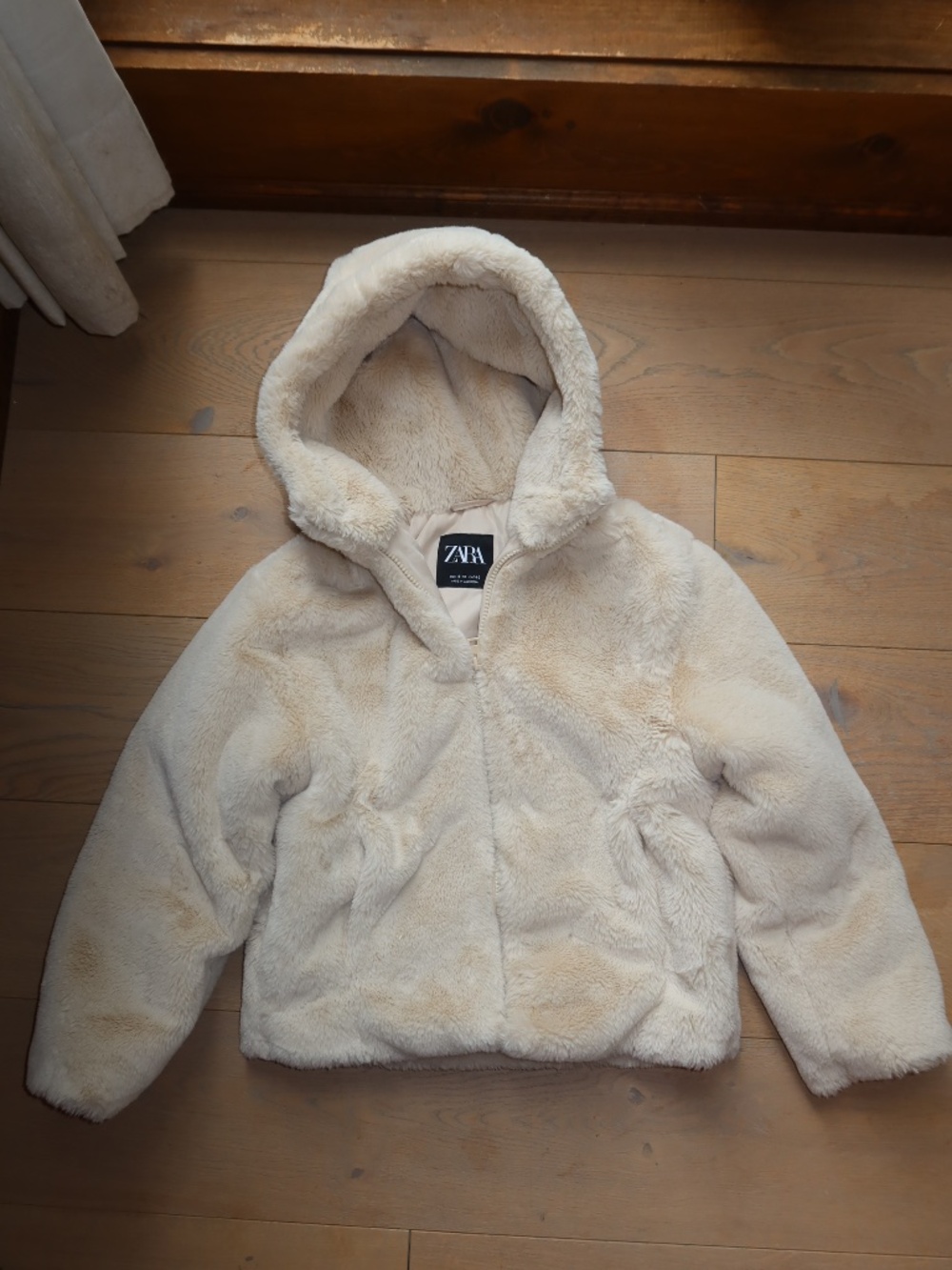 Girls Faux Fur Zip Up Sweater Hooded Size 9-10